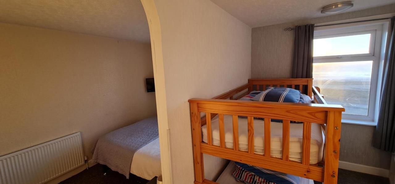 Hotel Ocean Bay Blackpool Esterno foto
